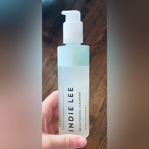 INDIE LEE Clear 4.2oz Brightening Cleanser